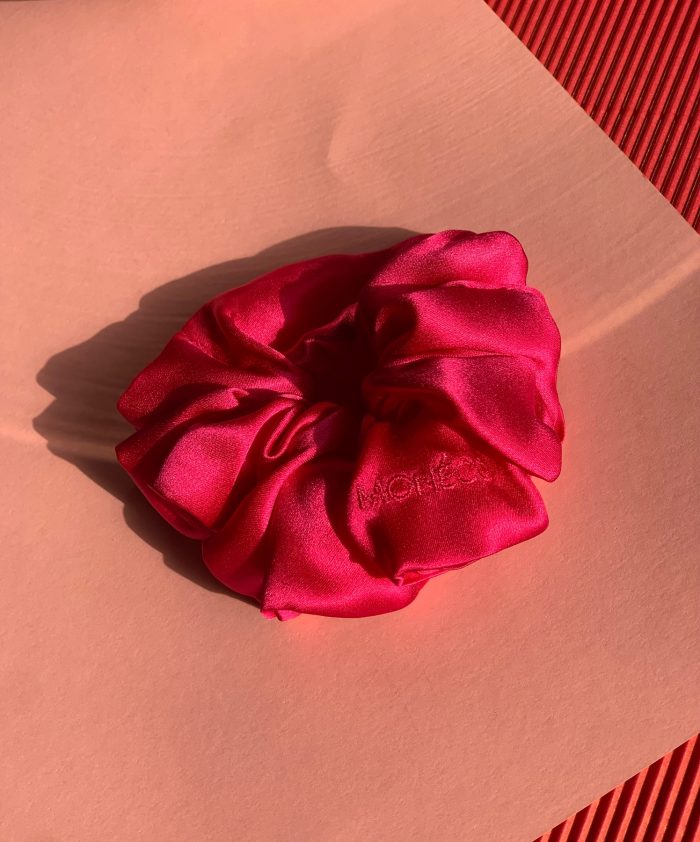 Копринен ластик Scrunchie - HOT PINK