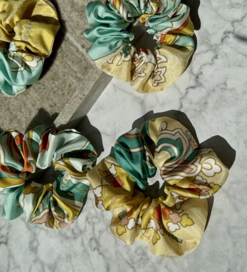 Elastic de păr din mătase Scrunchie – Omnia
