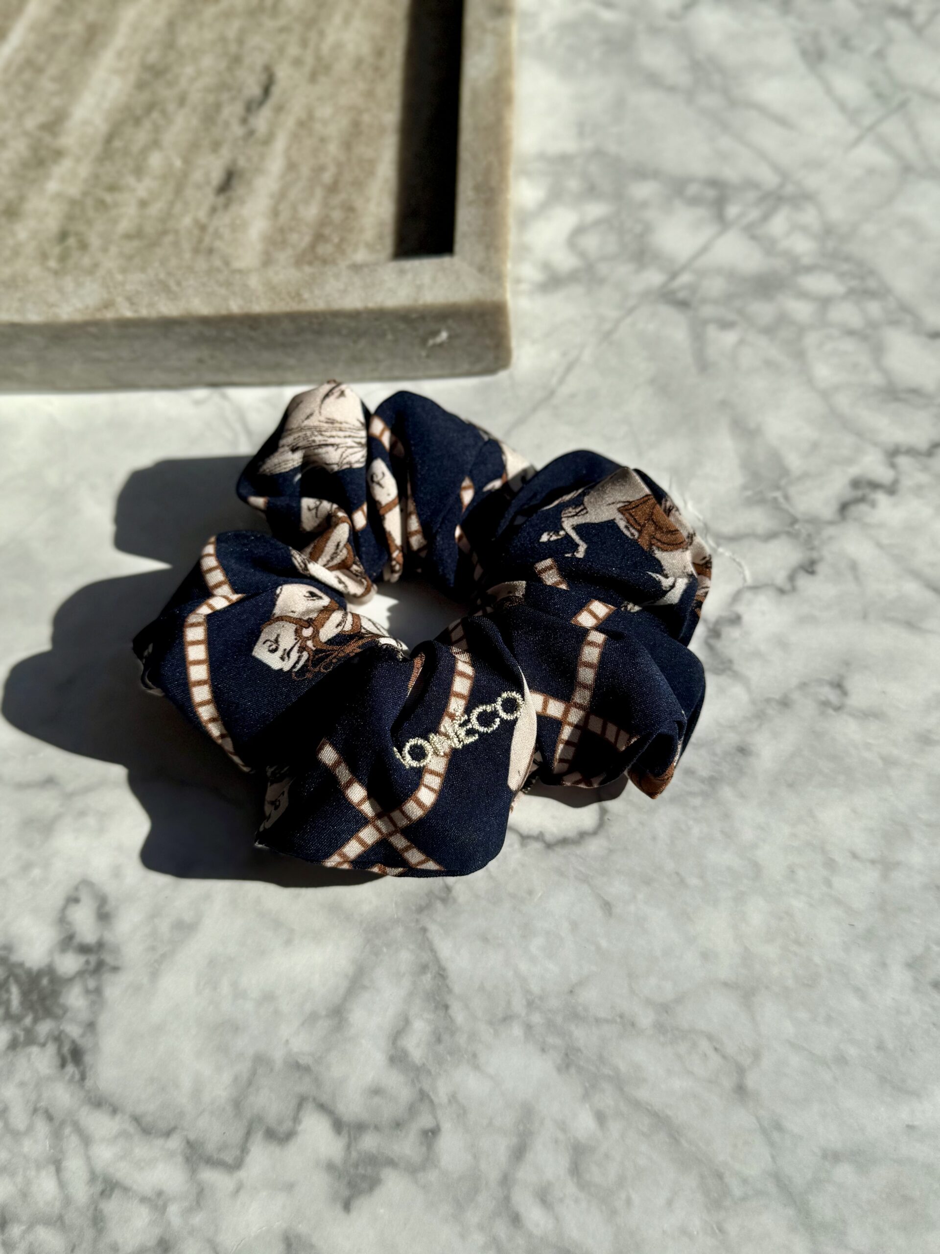 Копринен ластик Scrunchie - Cheval